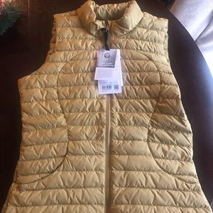 lululemon Pack It Down Vest, size 8